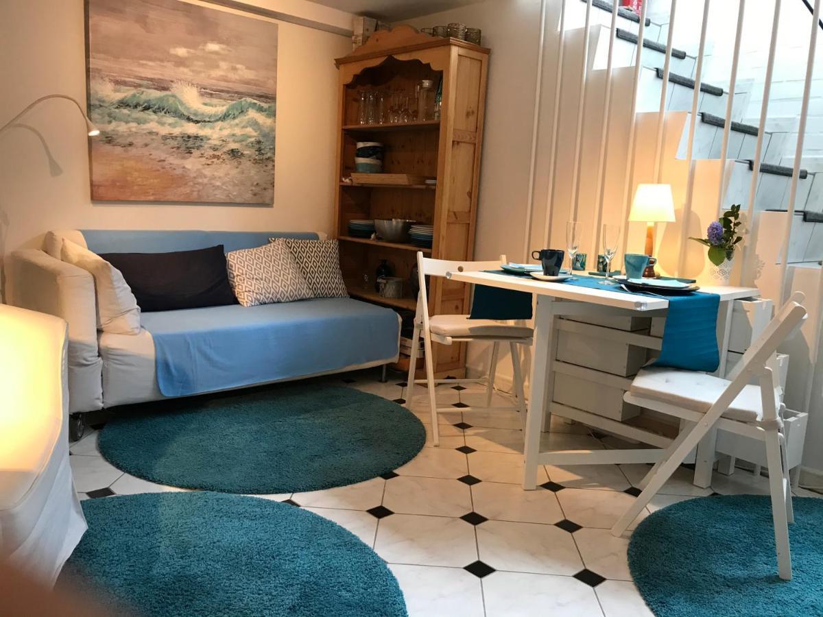 ראינבק Nias Guesthouse מראה חיצוני תמונה