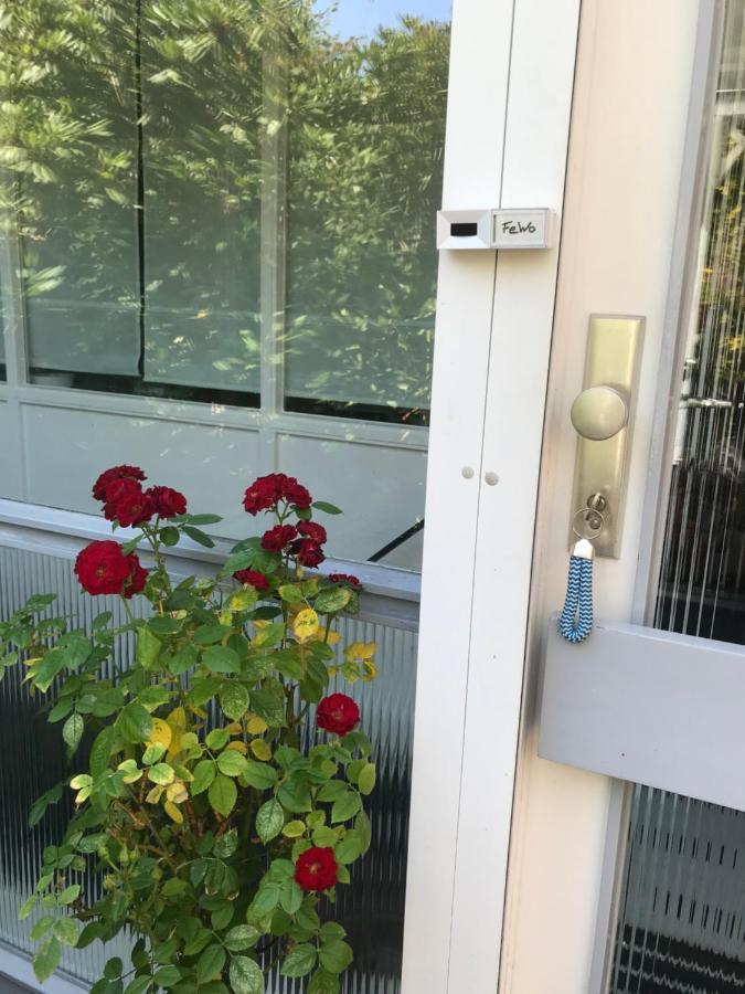 ראינבק Nias Guesthouse מראה חיצוני תמונה